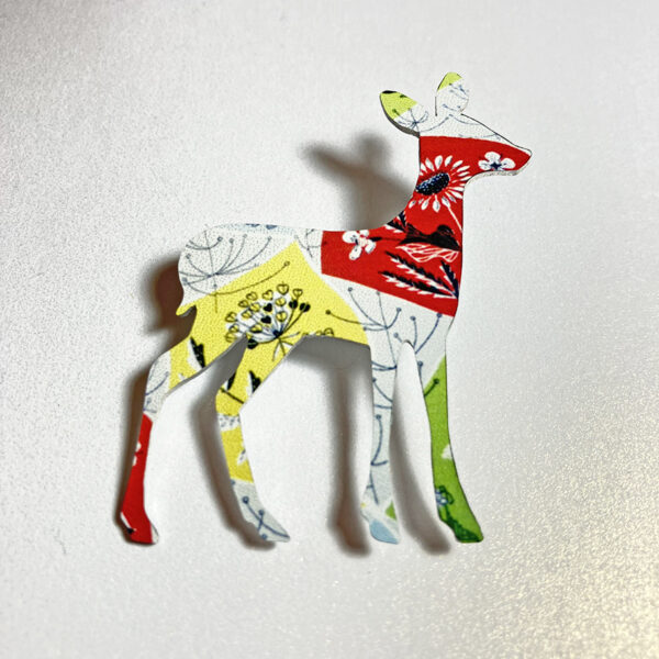 Retro Floral Deer Brooch